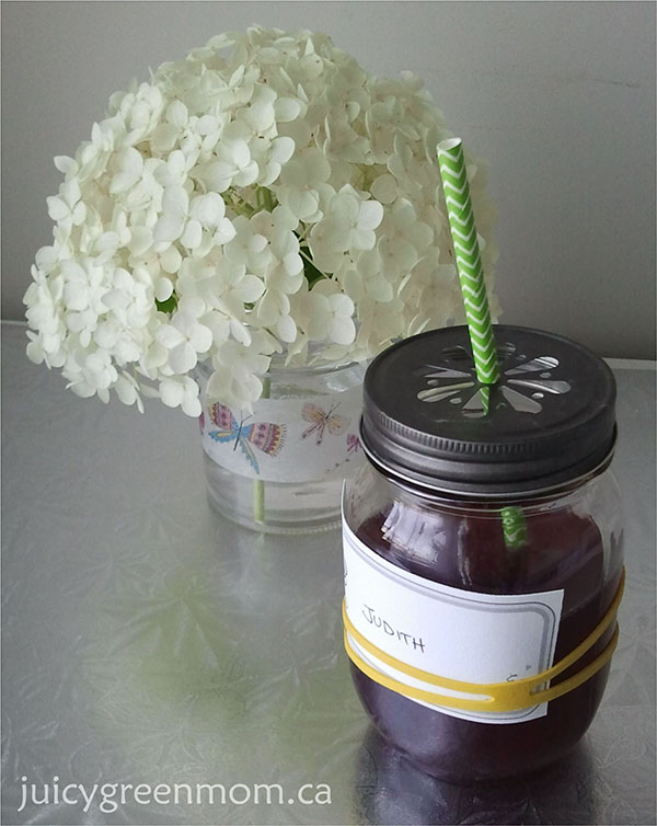 mason jar cup with lid and paper straw from Greenmunch