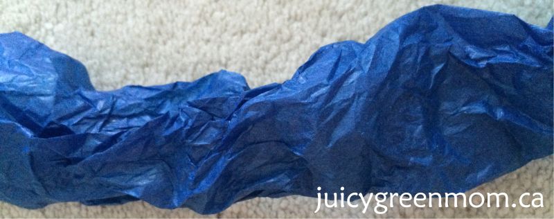 DIY paper lantern jellyfish for Finding Dory party Greenmunch juicygreenmom tissue scrunch
